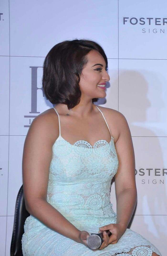 Sonakshi Sinha 44